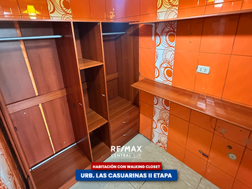 Casa Frente A Parque - Urb Casuarinas (Ica Cercado)