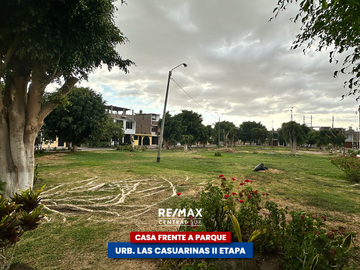Casa Frente A Parque - Urb Casuarinas (Ica Cercado)