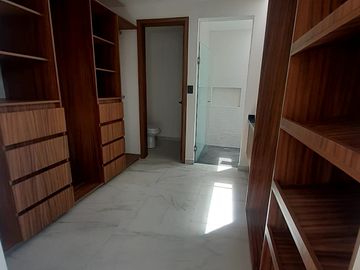 VENTA DE CASA EN LOMAS DE ANGELOPOLIS