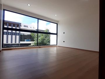VENTA DE CASA EN LOMAS DE ANGELOPOLIS