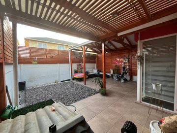 VENDO HERMOSA CASA CALLE TANNAT- PADRE HURTADO