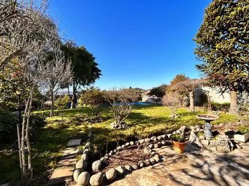 Hermosa casa con piscina y gran terreno, Lomas de San Andrés