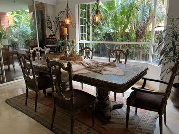 VENDO CASA EN ENVIGADO 416 MTS, 3 ALCOBAS MAS SERVICIO