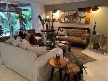VENDO CASA EN ENVIGADO 416 MTS, 3 ALCOBAS MAS SERVICIO