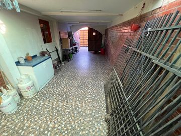 Casa Ampliada en Villa Jardines de Rinconada, Maipú.