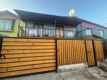Casa Ampliada en Villa Jardines de Rinconada, Maipú.