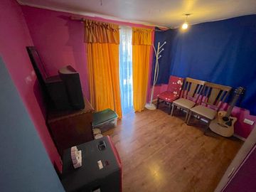 Casa Ampliada en Villa Jardines de Rinconada, Maipú.