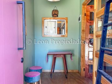 Leon Propiedades vende parcela con casa en sector Hornitos, Curacaví.