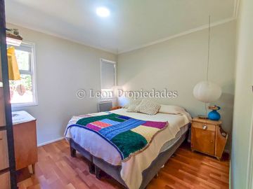 Leon Propiedades vende parcela con casa en sector Hornitos, Curacaví.