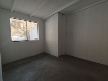 Casa De 2 Pisos En Venta 160M2 - Las Colinas Cieneguilla
