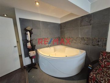 Vendo Departamento En Urb. Casuarinas Sur - Surco - 146 M2