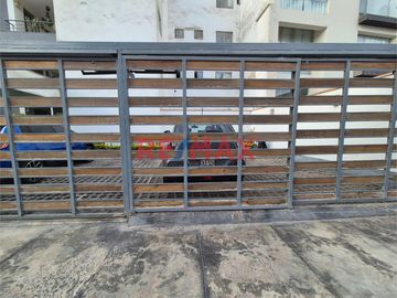 Vendo Departamento En Urb. Casuarinas Sur - Surco - 146 M2