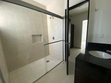 Casa en Venta en Col Cantabria