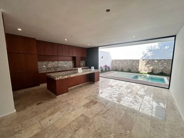HERMOSA CASA CON ACABADOS DE LUJO EN PREVENTA, TEMOZON NORTE