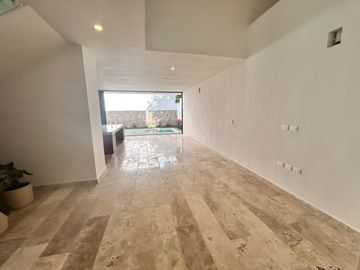 HERMOSA CASA CON ACABADOS DE LUJO EN PREVENTA, TEMOZON NORTE