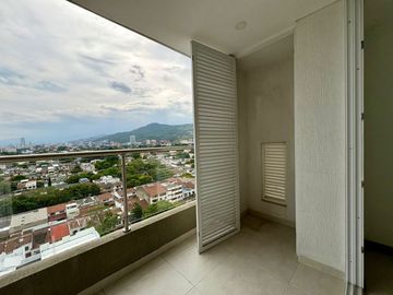 Apartamento en Venta – Norte de Cali, 103 m² con Excelente Vista