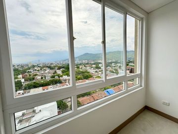 Apartamento en Venta – Norte de Cali, 103 m² con Excelente Vista