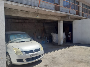 Venta de Hotel con 2 Casas, 6 Departamentos más Bodegas / Oficinas.  Iquique