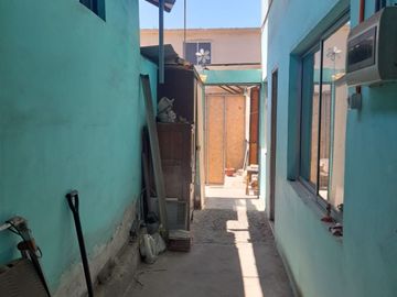 Venta de Hotel con 2 Casas, 6 Departamentos más Bodegas / Oficinas.  Iquique