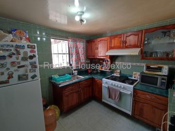 CASA EN VENTA EN VILLA DE LAS FLORES 1A SECCIÓN, COACALCO