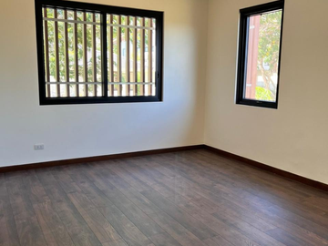4 Bedroom House and Lot for Sale in Ayala Southvale Primera, Cavite City