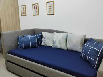 FOR SALE - Fully Furnished Condo Unit with Balcony in Shore Residences 1, Pasay City