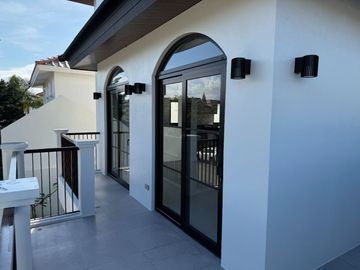 Fully Furnished 5 Bedroom House and Lot in Verdana Homes, Daang Hari Bacoor Cavite For Sale