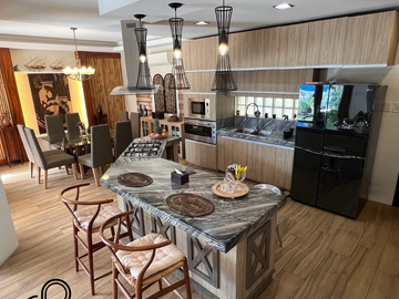For Sale: Elegant Home in Phuket Mansions, South Forbes Golf City, Silang