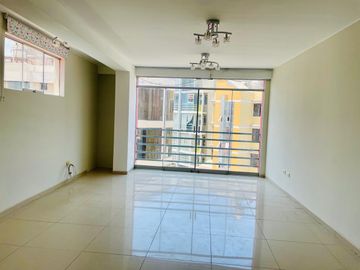 VENDO DEPARTAMENTO EN URB SOLAR DEL BOSQUE - JLBR