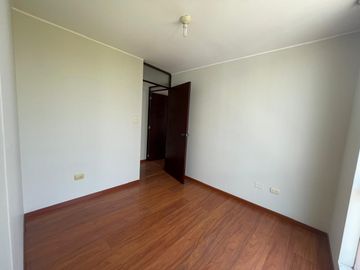 VENDO DEPARTAMENTO EN URB SOLAR DEL BOSQUE - JLBR