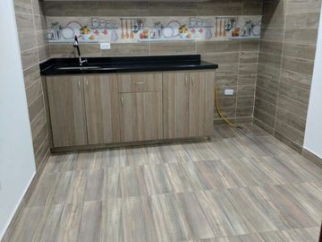CASA SUBA GLORIA LARA EN VENTA