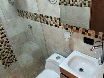 CASA SUBA GLORIA LARA EN VENTA