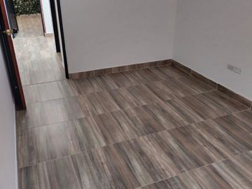 CASA SUBA GLORIA LARA EN VENTA