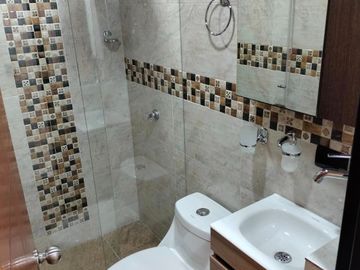 CASA SUBA GLORIA LARA EN VENTA