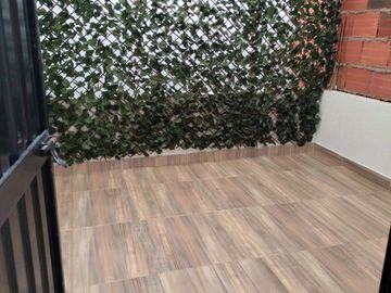 CASA SUBA GLORIA LARA EN VENTA