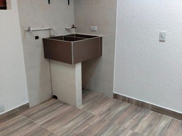 CASA SUBA GLORIA LARA EN VENTA