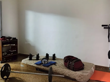 Casa al frente 4 ambientes Isidro Casanova