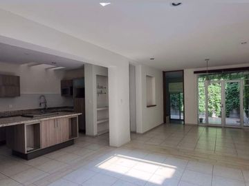 SE VENDE Casa en Hacienda San Ángel