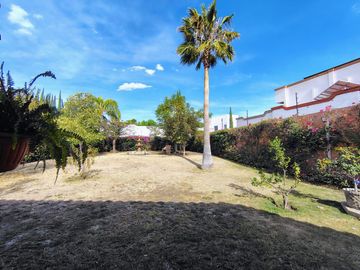 VENTA CASA DE UNA PLANTA EN EL CORAZÓN DE JURIQUILLA VILLAS DEL MESÓN