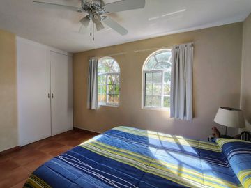 VENTA CASA DE UNA PLANTA EN EL CORAZÓN DE JURIQUILLA VILLAS DEL MESÓN
