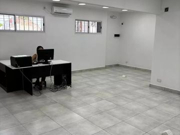 VENTA PLANTA INDUSTRIAL LABORATORIO FARMACÉUTICO-CIUDADELA
