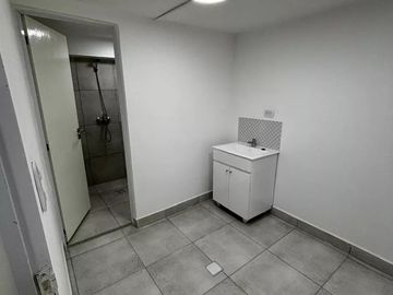 VENTA PLANTA INDUSTRIAL LABORATORIO FARMACÉUTICO-CIUDADELA