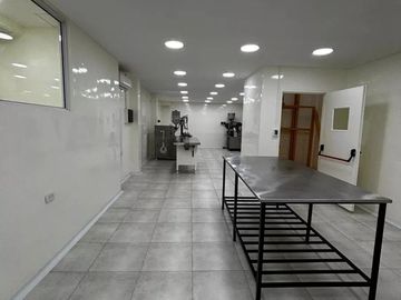 VENTA PLANTA INDUSTRIAL LABORATORIO FARMACÉUTICO-CIUDADELA