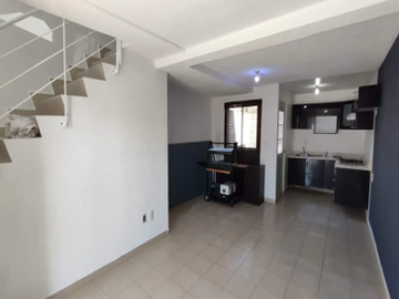 HERMOSA CASA EN LOS ARRAYANES , GUADALAJARA