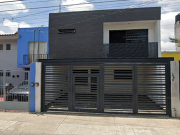 HERMOSA CASA EN LOS ARRAYANES , GUADALAJARA
