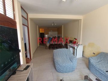 Se Vende Casa De 106.30 M2 En La Urb. Villa Hermosa 1 Sector J.L.O Chiclayo.(C.HUAMAN)