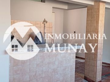 VENTA CASA ESQUINA BARRIO SANTA ANA 1