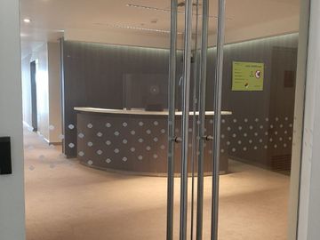 ALQUILER OFICINA IMPLEMENTADA DE 617m2 EN LA MOLINA