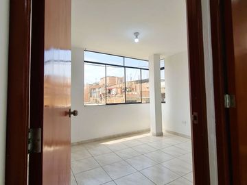 VENDO CASA COMERCIAL DE 3 PISOS + AIRES EN CAMPOY, SAN JUAN DE LURIGANCHO