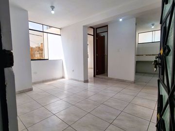 VENDO CASA COMERCIAL DE 3 PISOS + AIRES EN CAMPOY, SAN JUAN DE LURIGANCHO